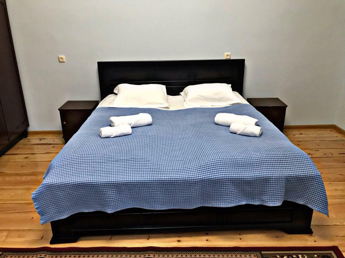 Season Hotel Kutaisi Eksteriør billede